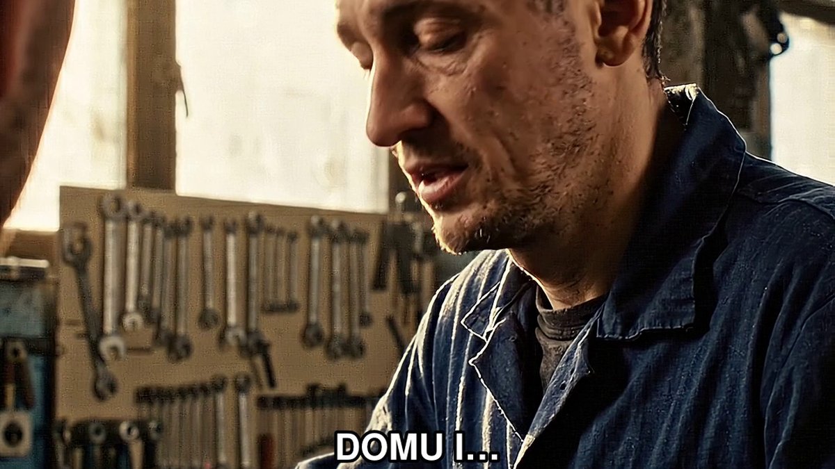 Słoneczny dzień w markecie